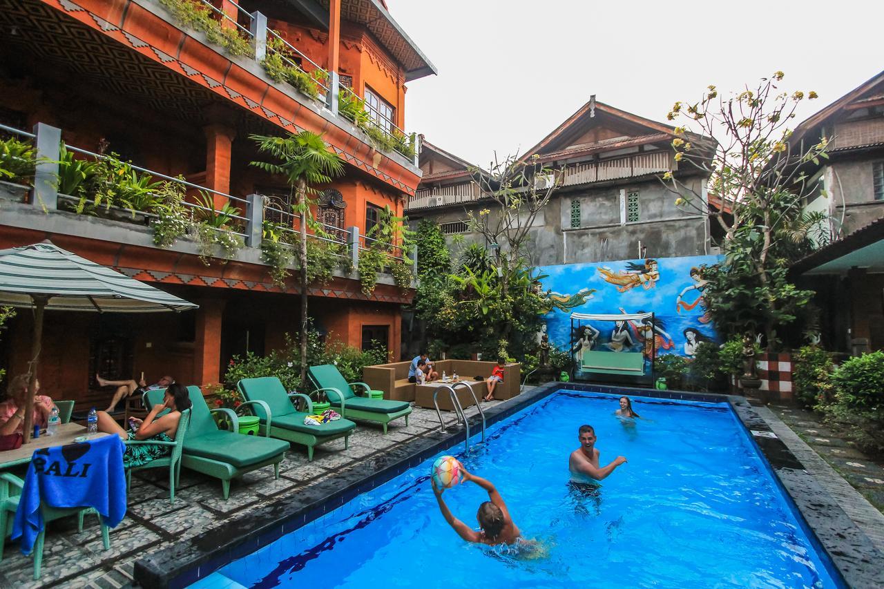 Hotel Lumbung Sari Legian Esterno foto
