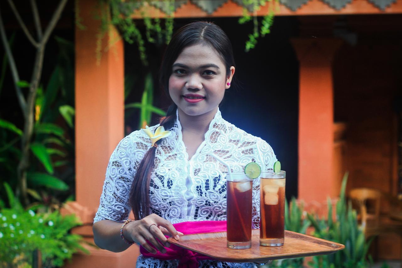 Hotel Lumbung Sari Legian Esterno foto