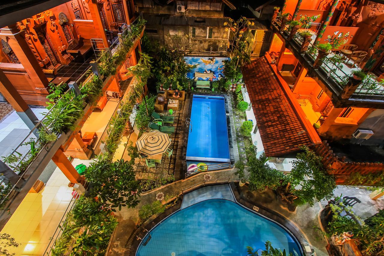 Hotel Lumbung Sari Legian Esterno foto