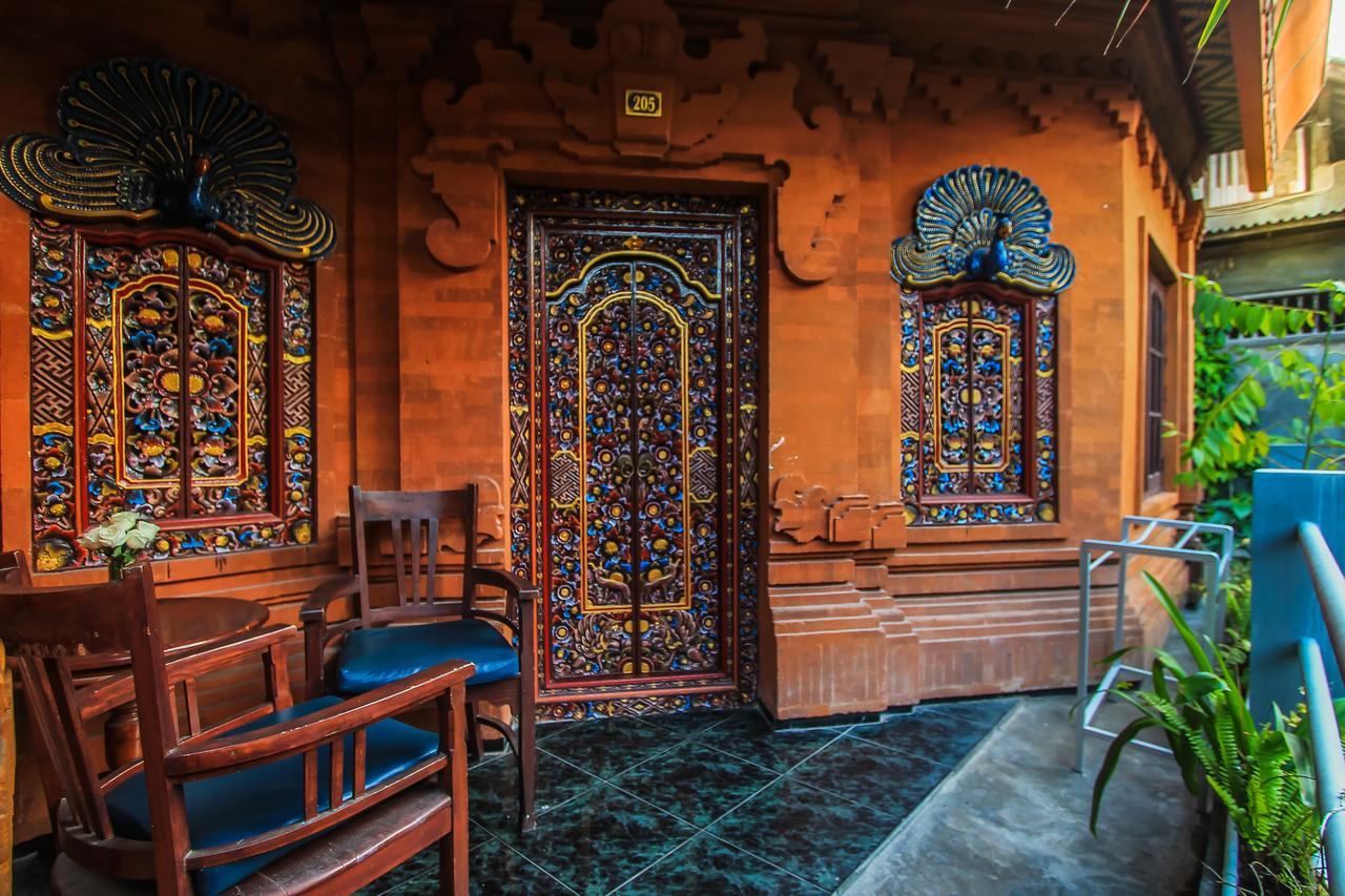 Hotel Lumbung Sari Legian Esterno foto