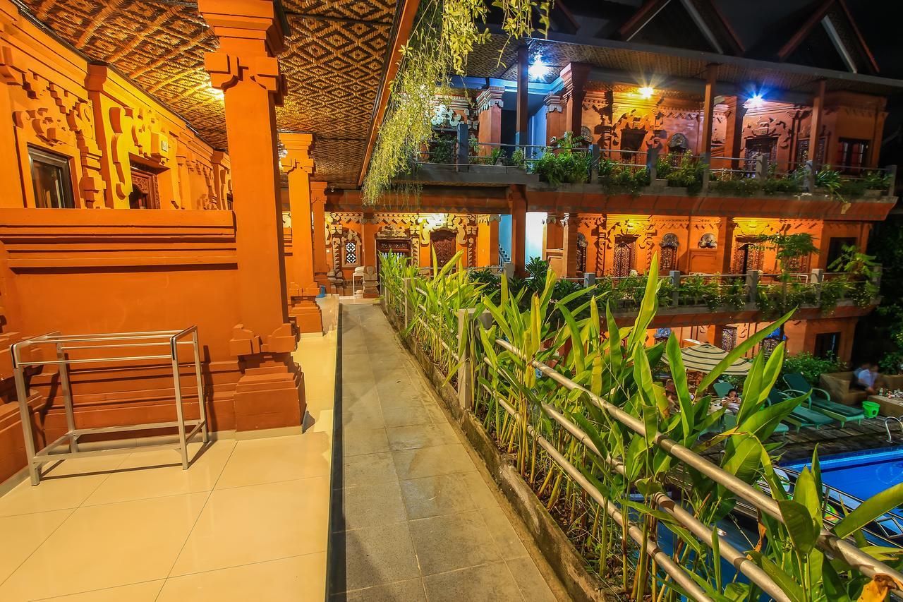 Hotel Lumbung Sari Legian Esterno foto