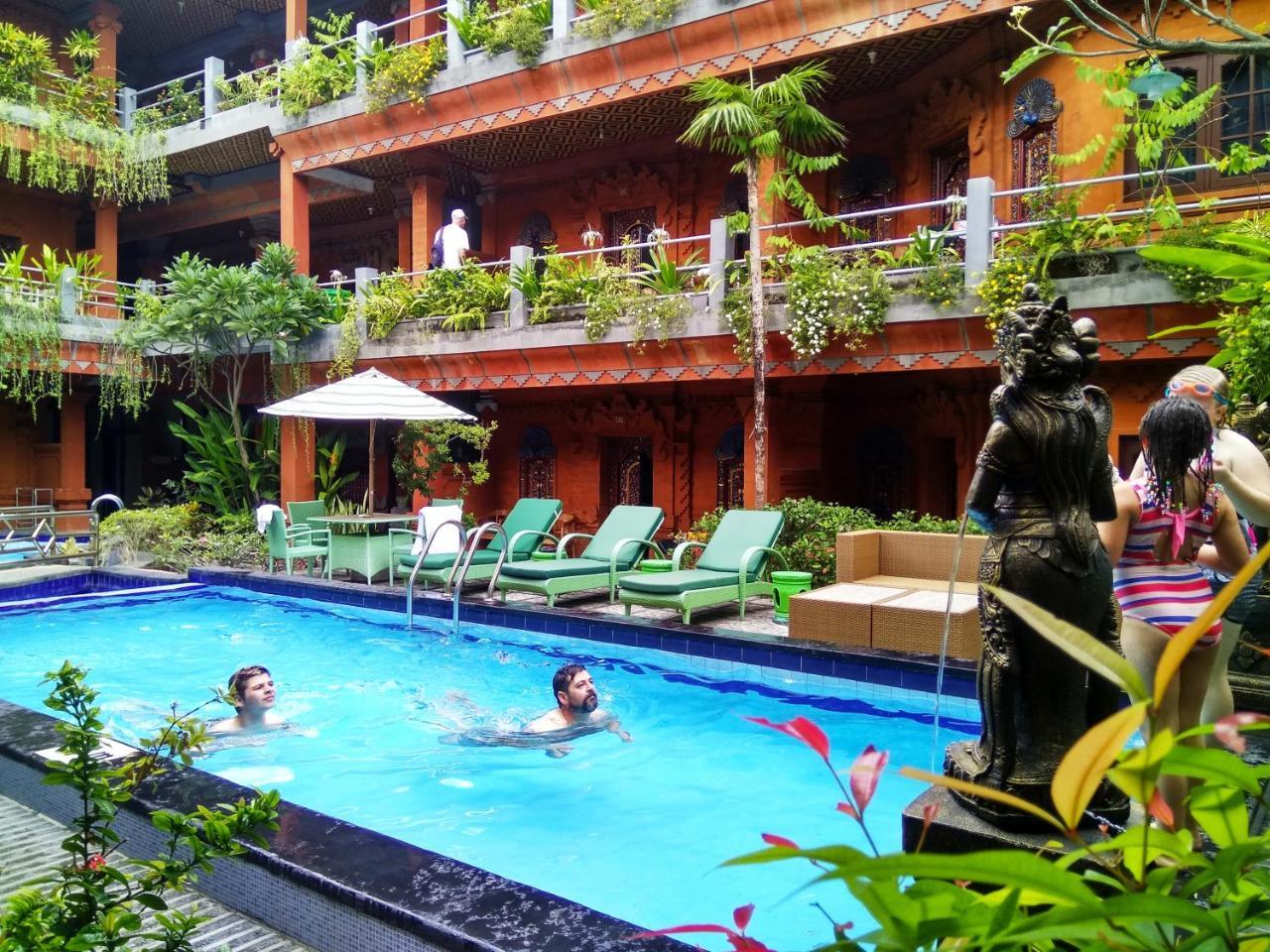 Hotel Lumbung Sari Legian Esterno foto